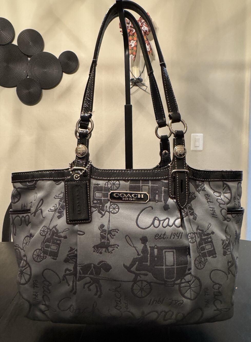 Y2K Coach Gallery Horse & Carriage Jacquard Tote Bag Grey Black EUC!